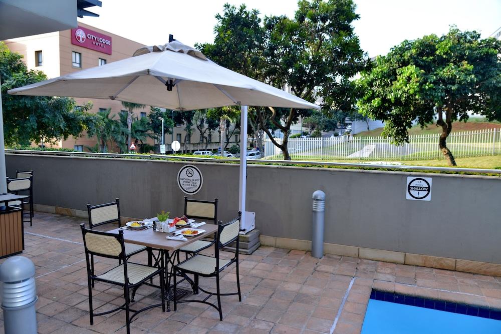 Road Lodge Umhlanga Ridge ダーバン エクステリア 写真