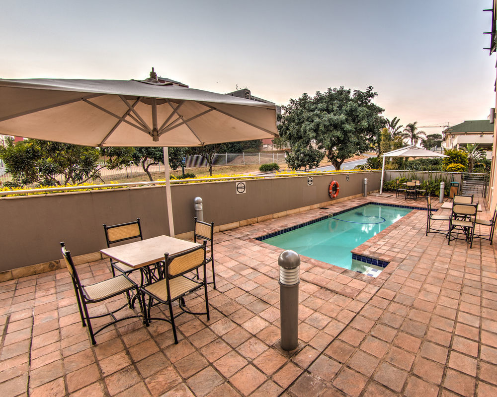 Road Lodge Umhlanga Ridge ダーバン エクステリア 写真