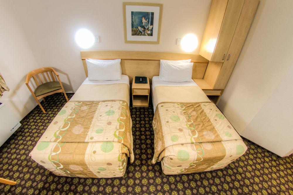 Road Lodge Umhlanga Ridge ダーバン エクステリア 写真